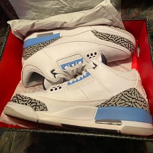 Air Jordan 3 retro UNC